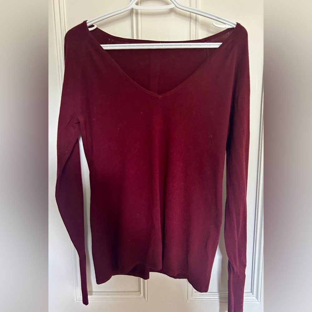 Lululemon burgundy sweater